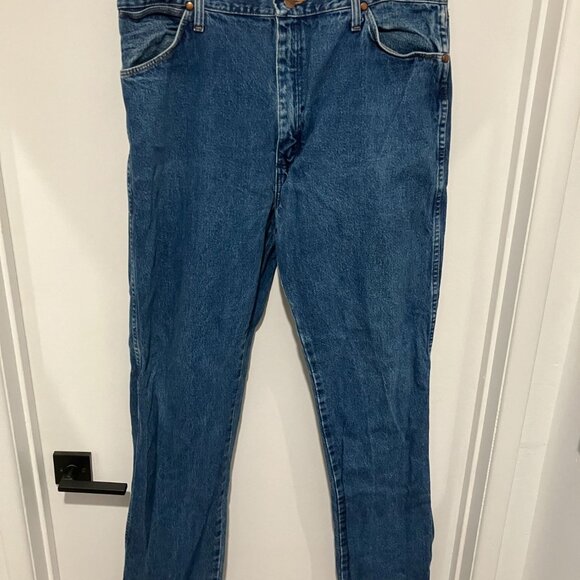 Wrangler Men's Premium Quality Straight Leg Jeans, Blue, Size 38x34 - Picture 1 of 4
